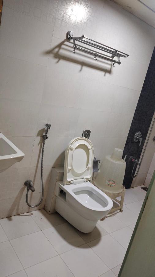 Hotel Gold Coast Bombaj Zewnętrze zdjęcie