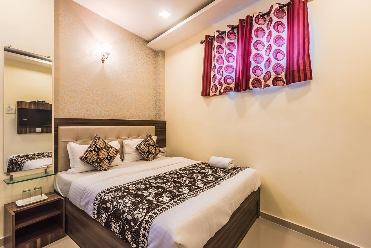 Hotel Gold Coast Bombaj Zewnętrze zdjęcie